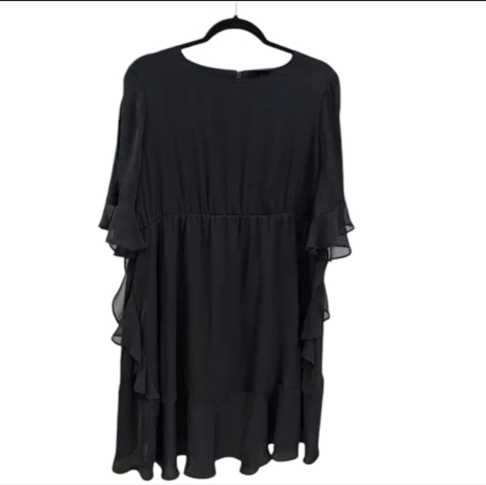 WHO WHAT WEAR Chic Black Ruffle Dress